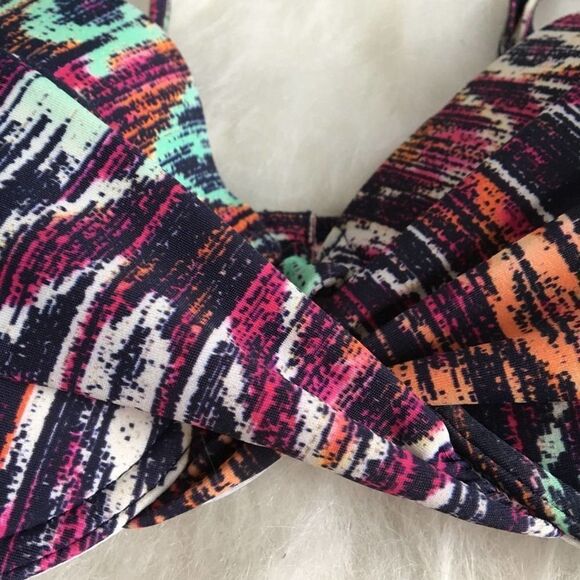 Ninety Six Degrees Tribal Print Push Up Bikini Top Medium Padded Adjustable Swim - Picture 4 of 10